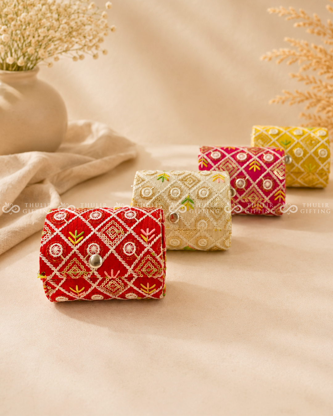 Embroidery Bangle Box Roll – Assorted