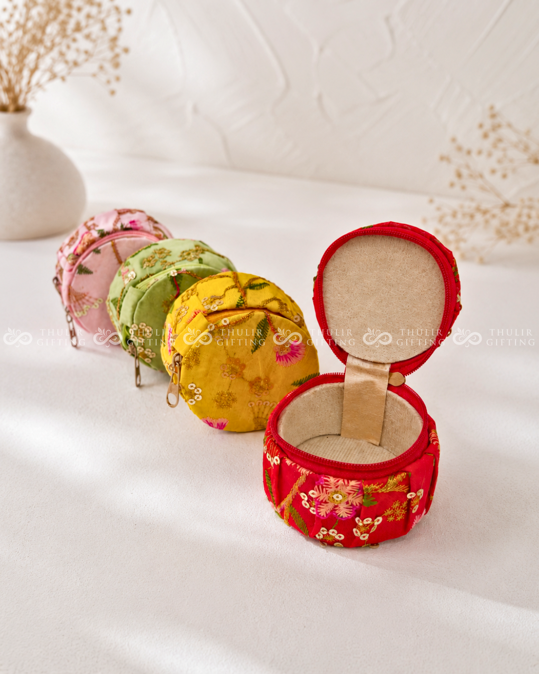 Embroidery Bangle Box (Assorted)