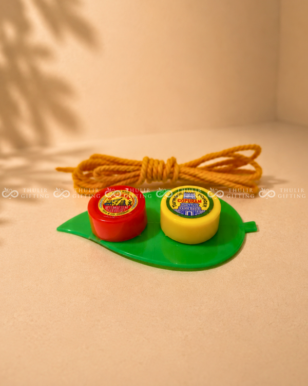 Leaf Shape Manjal Kumkum with Thali Kayiru