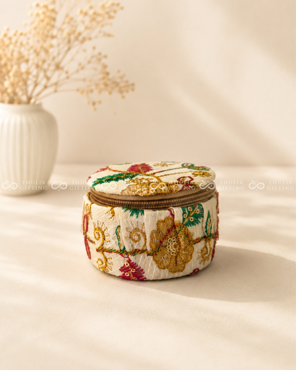 White Embroidery Bangle Box
